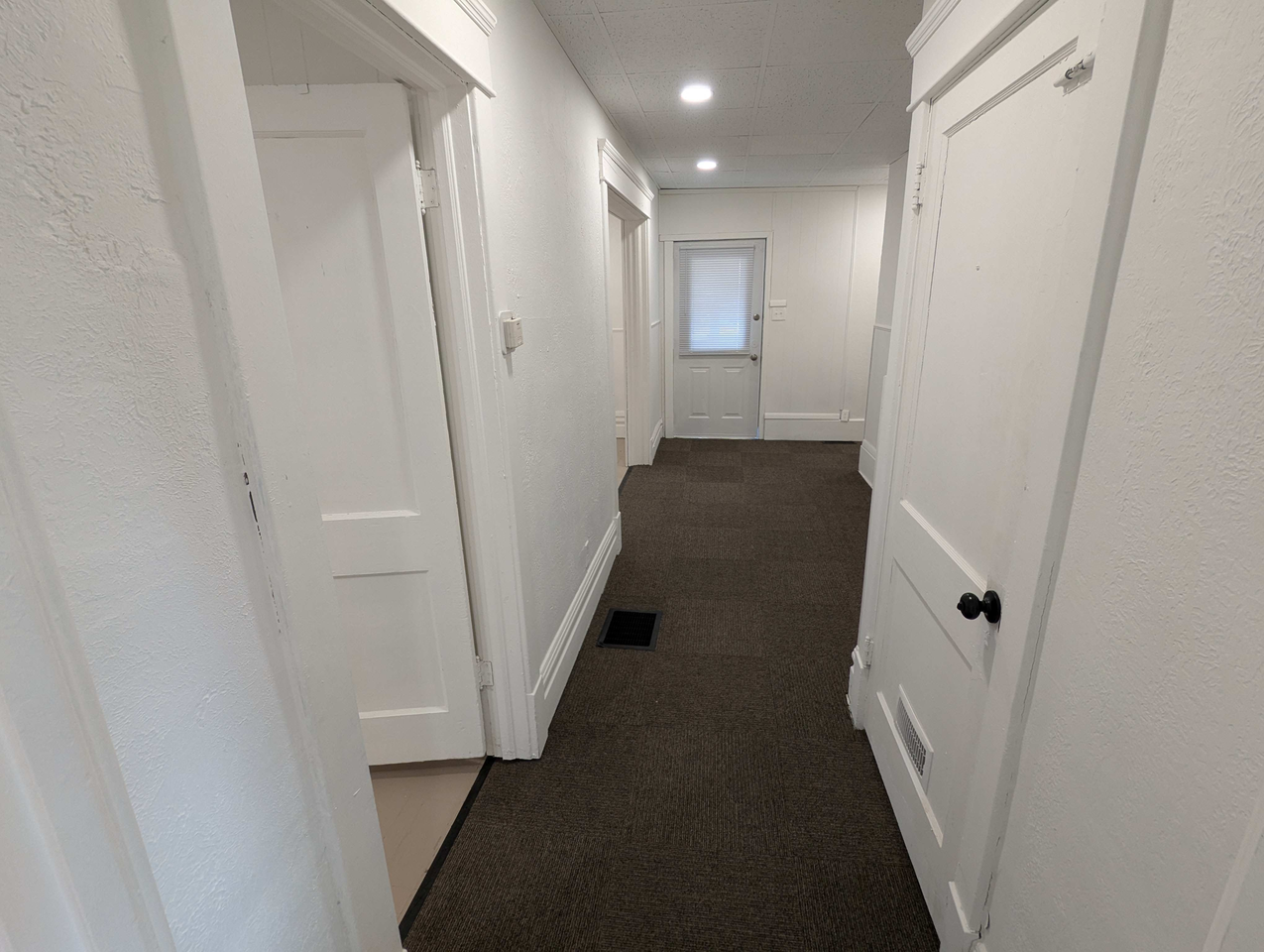 1323 Oak St - Photo 7 of 7