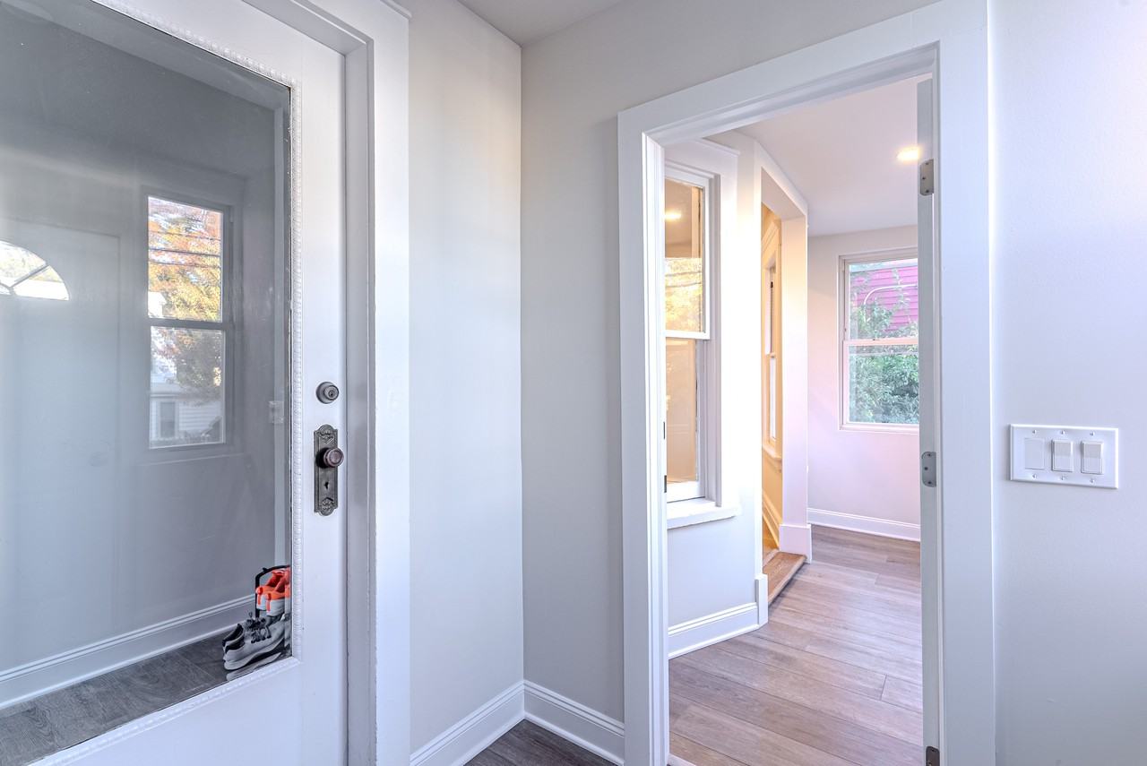 288 Travers Pl #1 - Photo 3 of 38