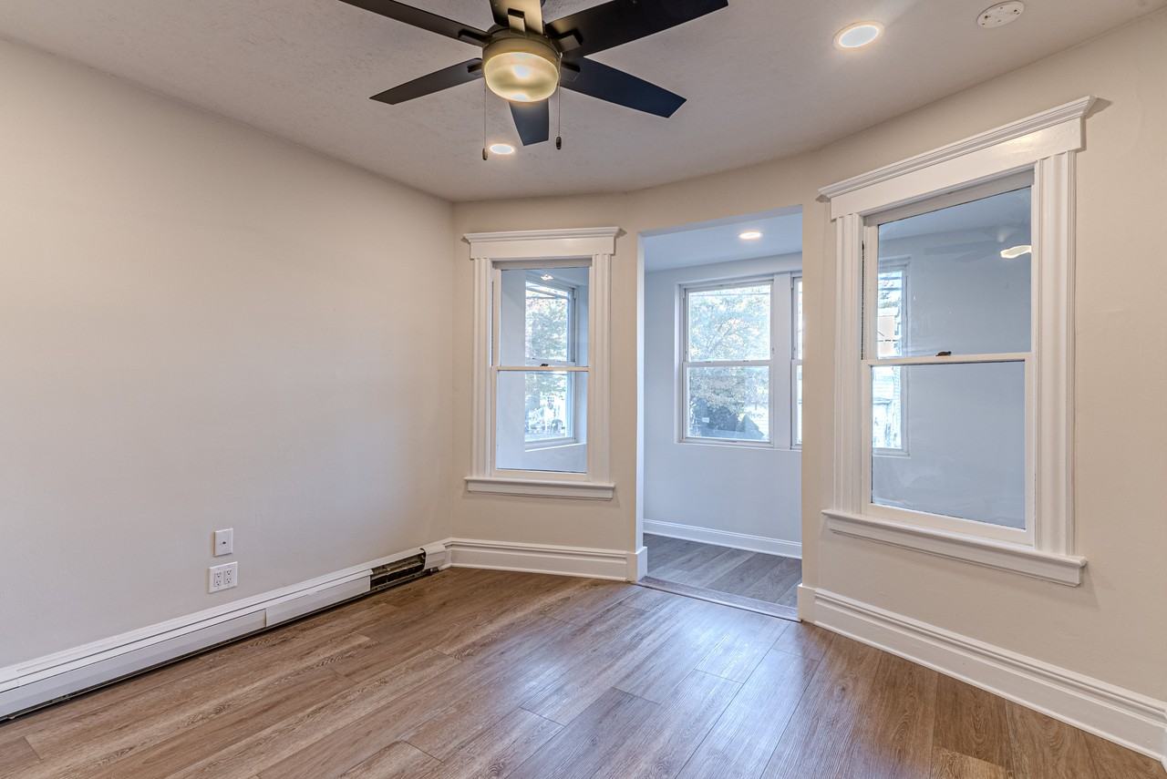 288 Travers Pl #1 - Photo 4 of 38