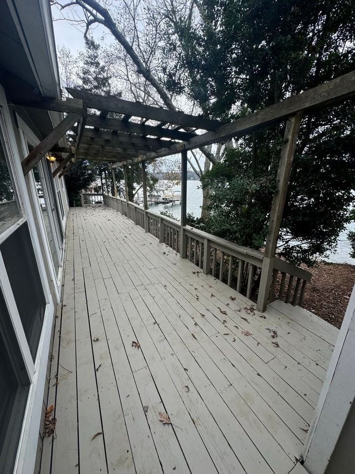 4023 Windward Drive - Photo 2 of 25