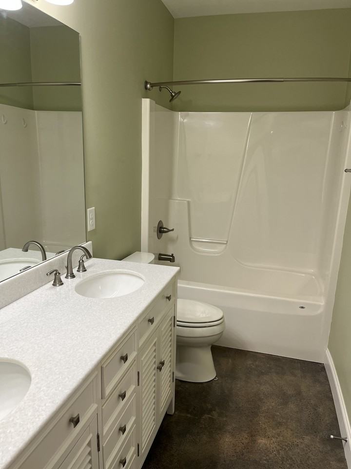 8365 Wallace Wood Rd #B - Photo 5 of 28