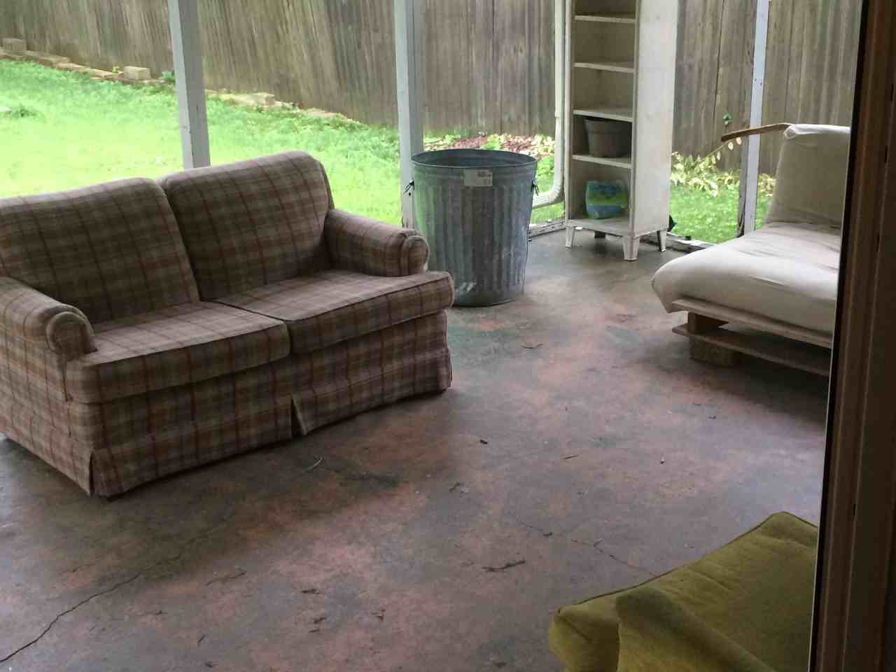 1028 E Maxwell Ln #NA - Photo 6 of 19