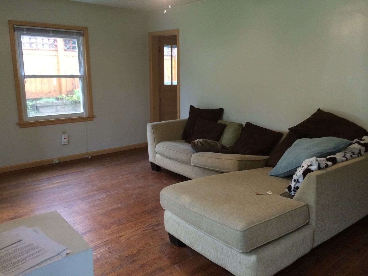 1028 E Maxwell Ln #NA - Photo 7 of 19