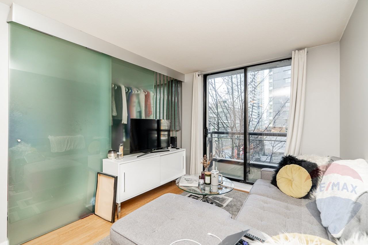 1295 Richards Street #406 - Photo 3 of 15