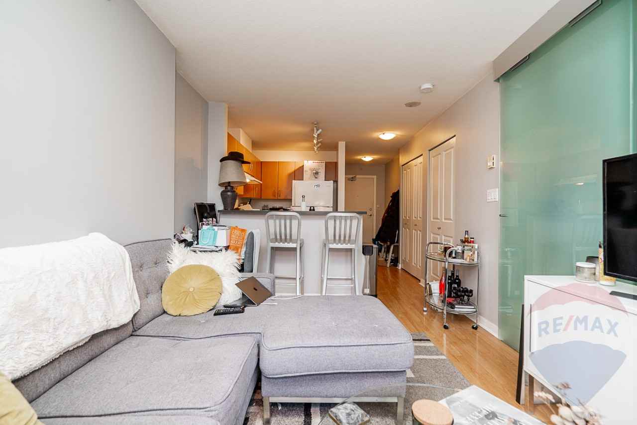 1295 Richards Street #406 - Photo 4 of 15