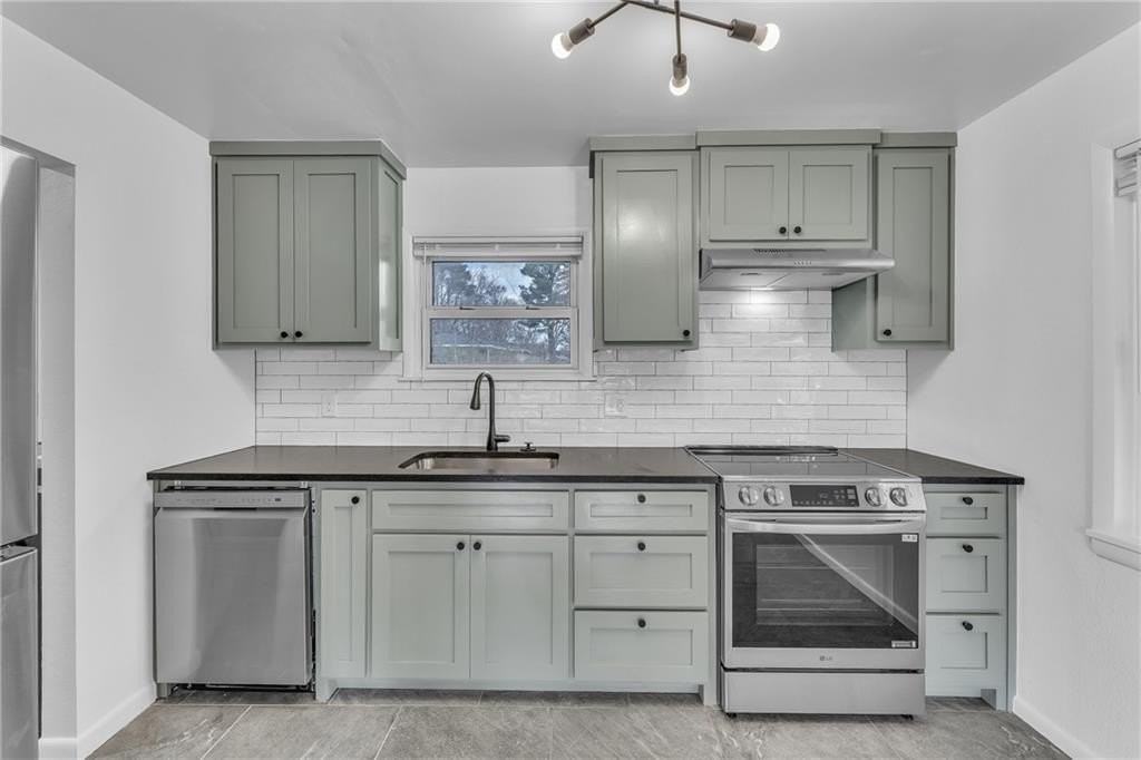 3070 W Mount Comfort Rd - Photo 5 of 23