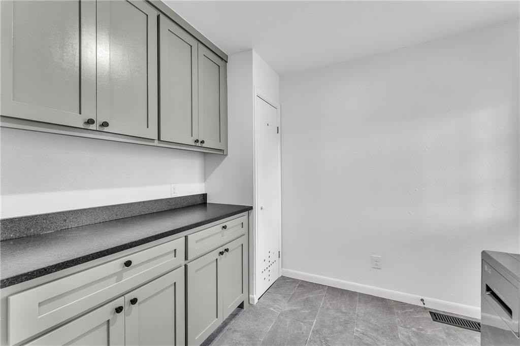 3070 W Mount Comfort Rd - Photo 6 of 23