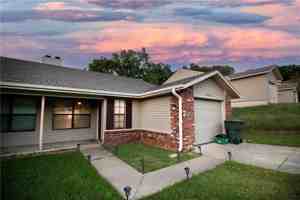 featured image of 1960 E Wilkins Pl