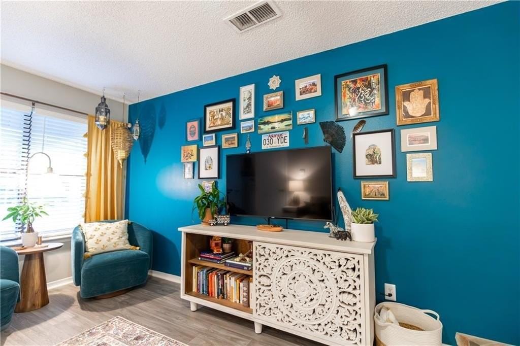 1960 E Wilkins Pl - Photo 4 of 24