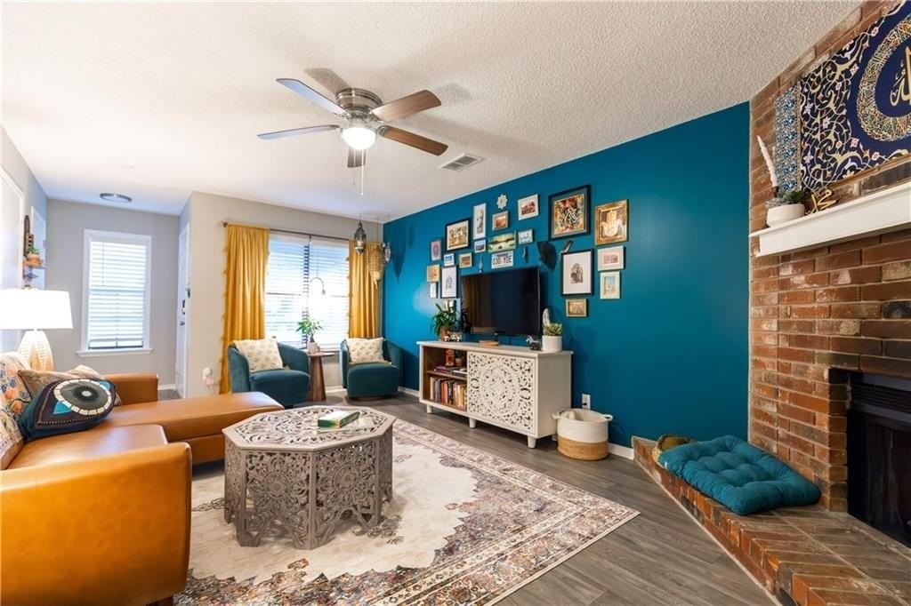 1960 E Wilkins Pl - Photo 5 of 24