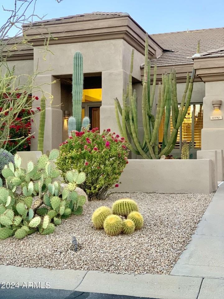 6332 E Dusty Coyote Cir - Photo 2 of 28