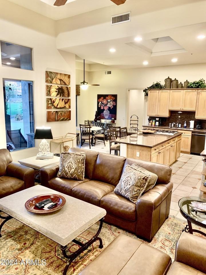 6332 E Dusty Coyote Cir - Photo 7 of 28