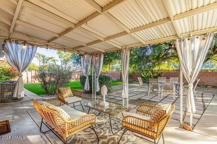 8361 East Avalon Drive - Photo 2 of 6