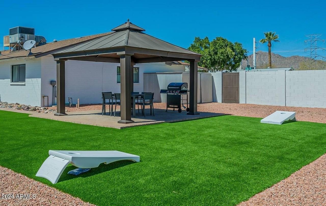 6419 East Windsor Avenue - Photo 3 of 25