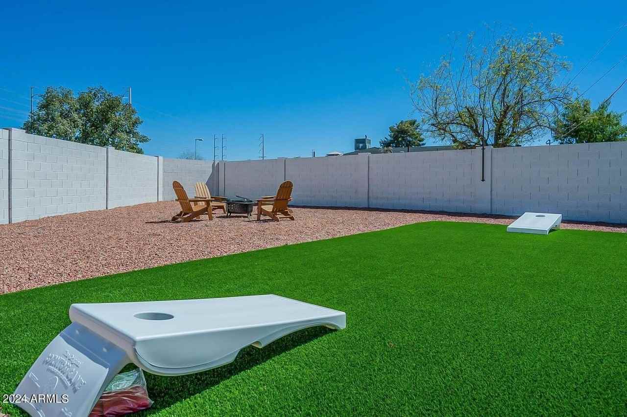 6419 East Windsor Avenue - Photo 4 of 25