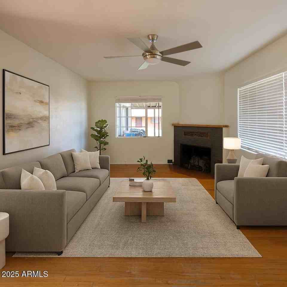 5109 East Oak Street - Photo 2 of 15