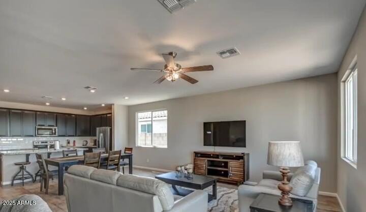 2026 E Piedmont Pl - Photo 4 of 14