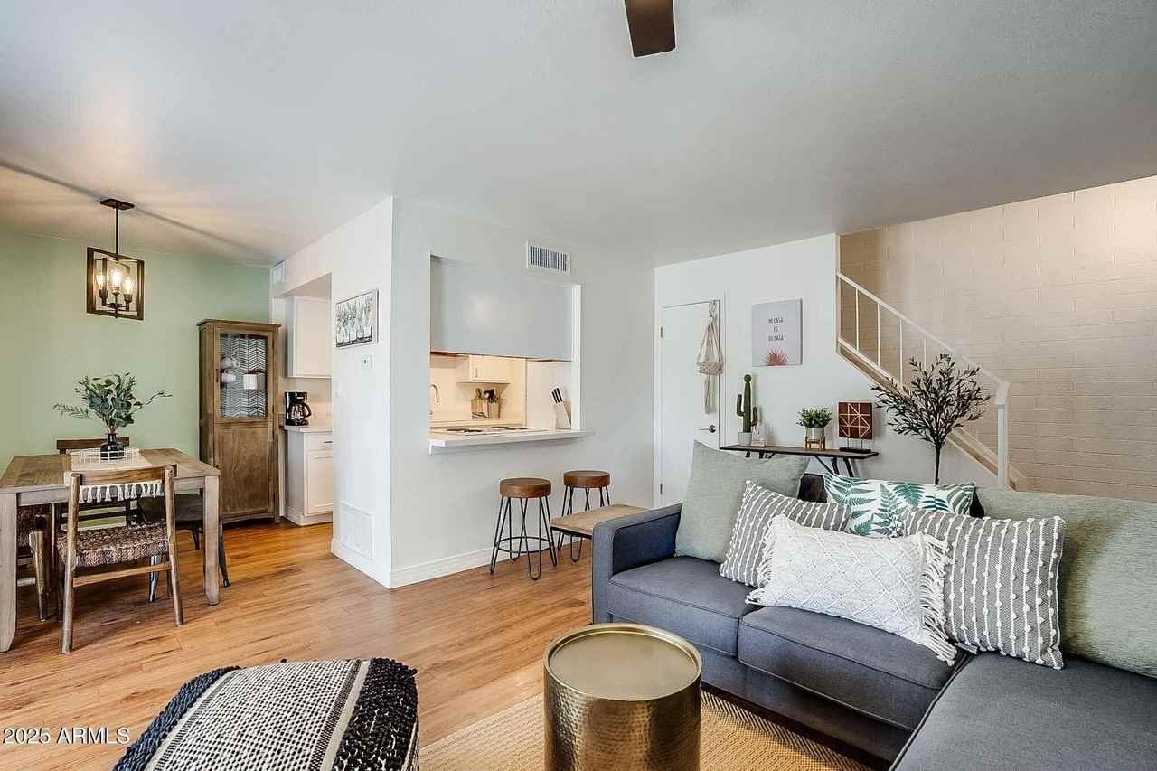 7906 E Keim Dr - Photo 3 of 50