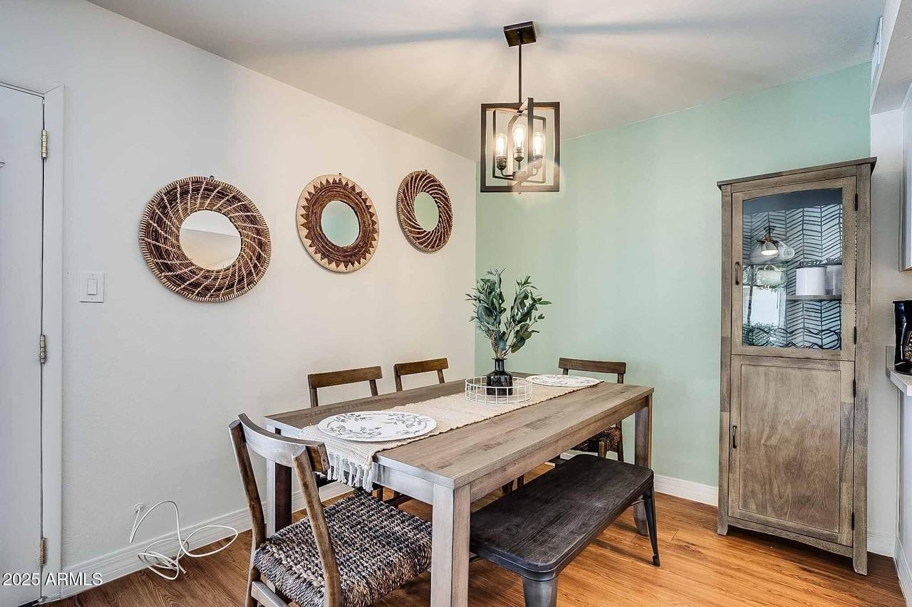 7906 E Keim Dr - Photo 6 of 50