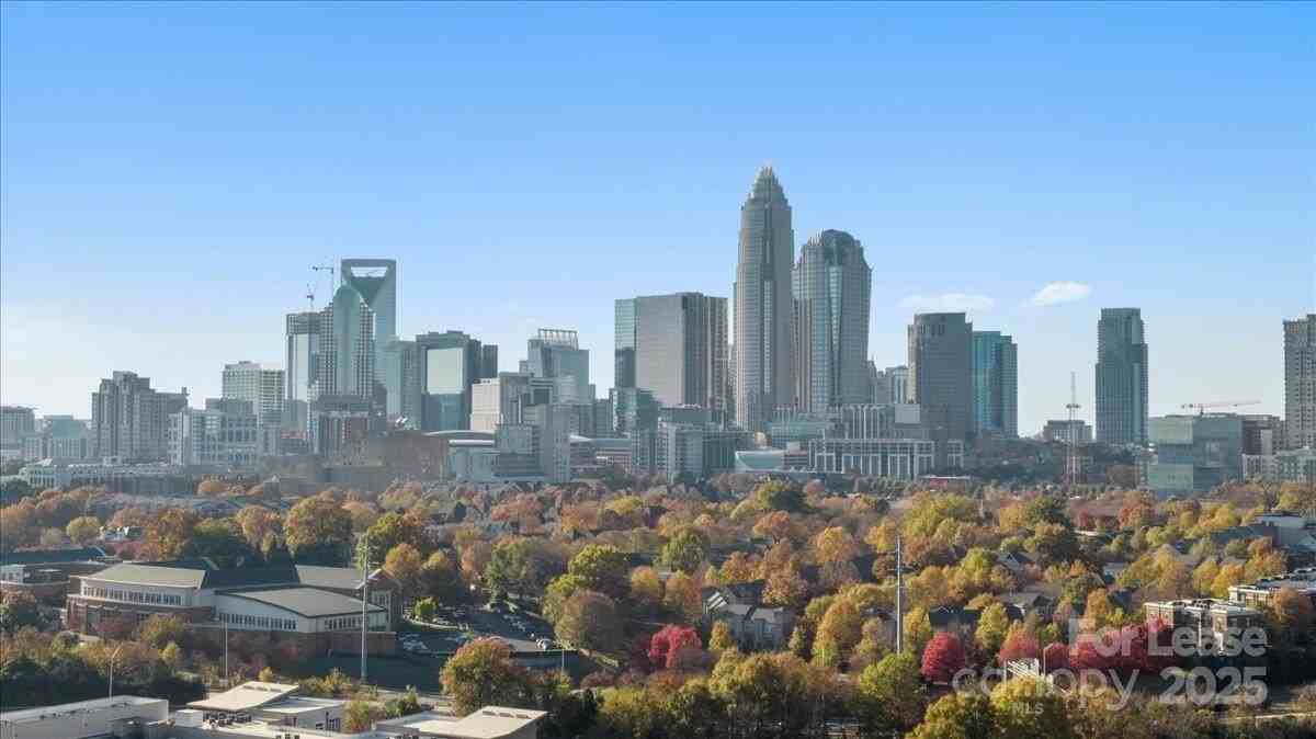 12147 Brooklyn Avenue