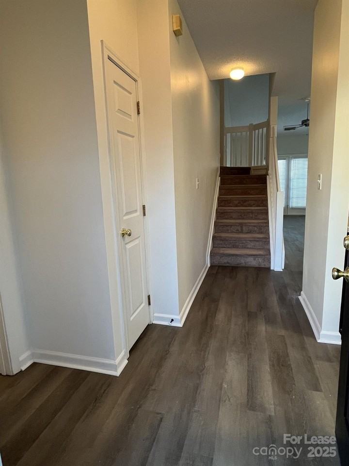 6377 Mallard View Lane - Photo 2 of 24