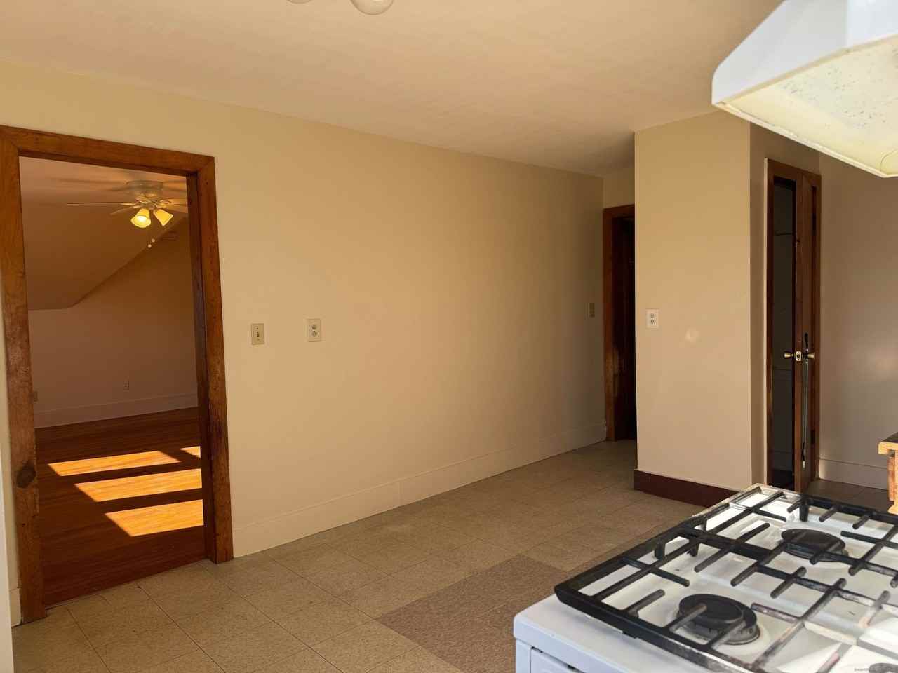 461 Howard Ave #3 - Photo 3 of 11