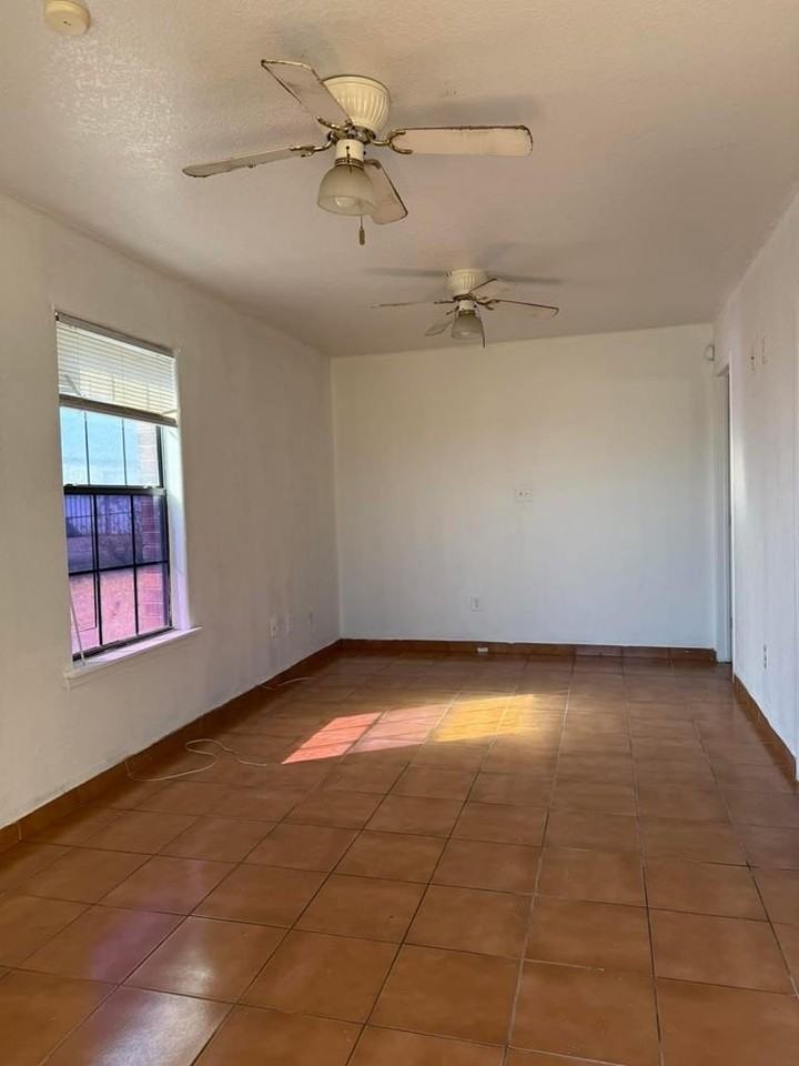 1569 South Veterans Boulevard - Photo 7 of 10