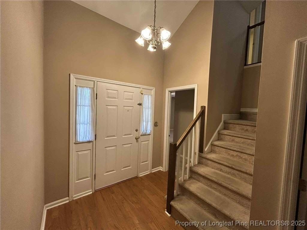 2410 Fairfax Pl - Photo 2 of 18