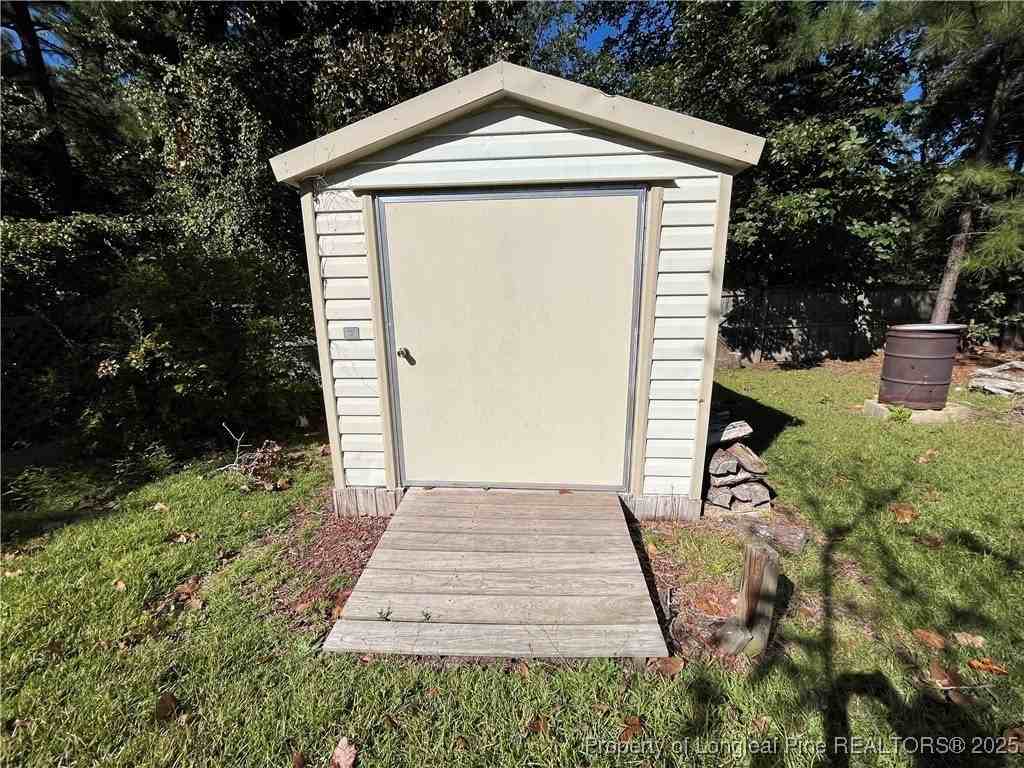 479 Copper Creek Dr - Photo 7 of 31