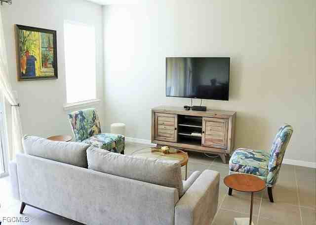 10850 Alvara Point Dr - Photo 3 of 37