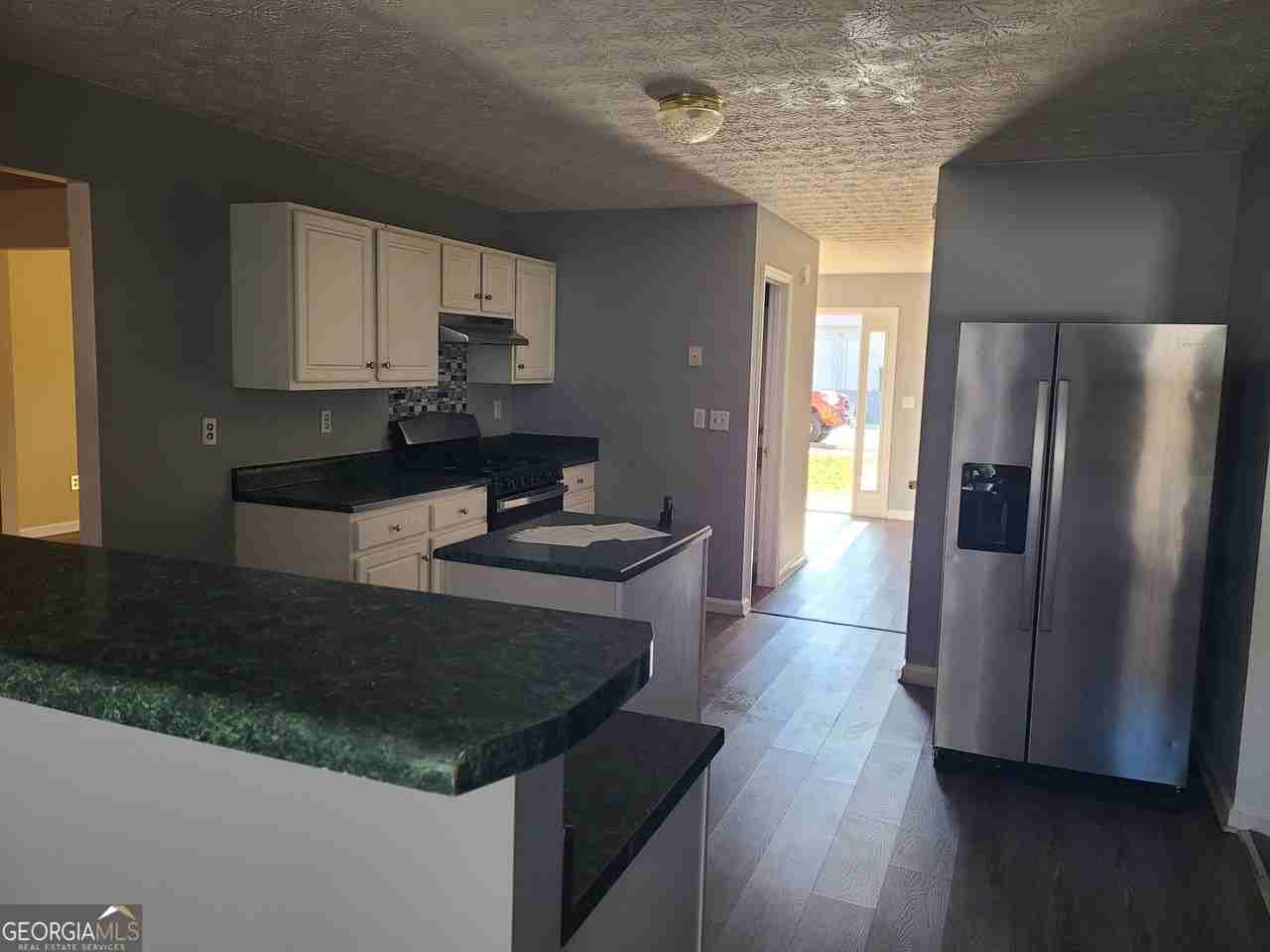 165 Concord Terrace - Photo 2 of 11