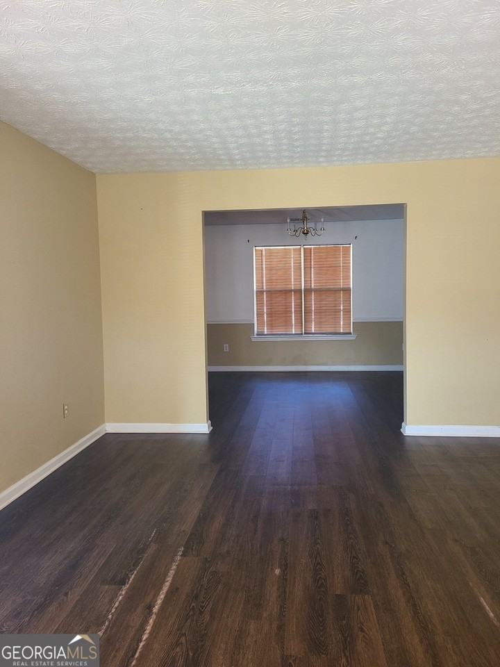 165 Concord Terrace - Photo 5 of 11