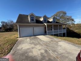 featured image of 100 Grizzly Trail