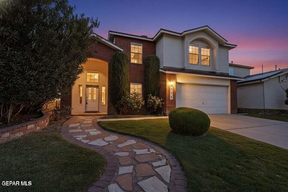 856 Marimba Dr - Photo 3 of 48