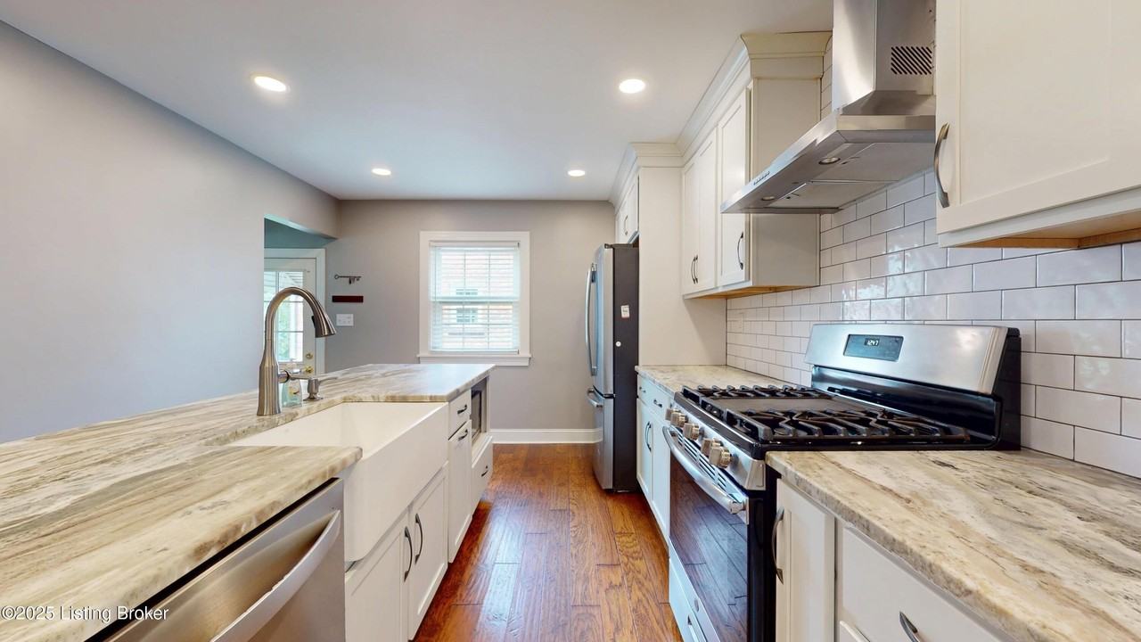 4502 Blenheim Rd - Photo 6 of 29