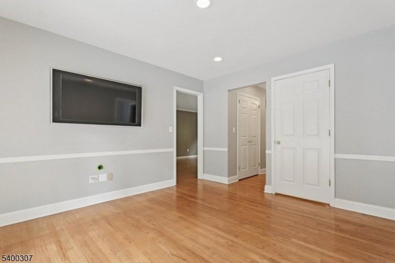 247 Spencer Road - Photo 6 of 48