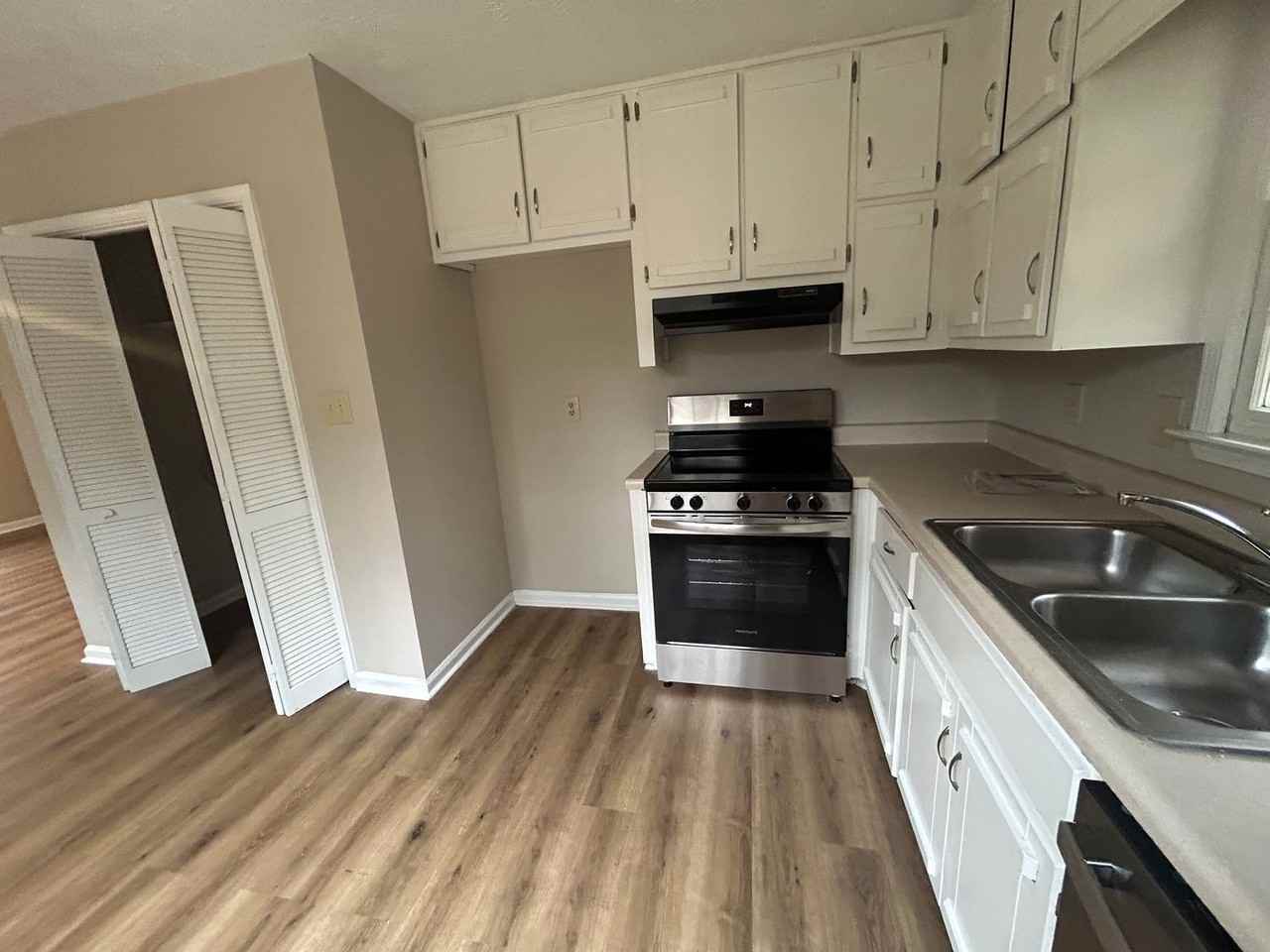 90 Meadowbrook Ct - Photo 4 of 6