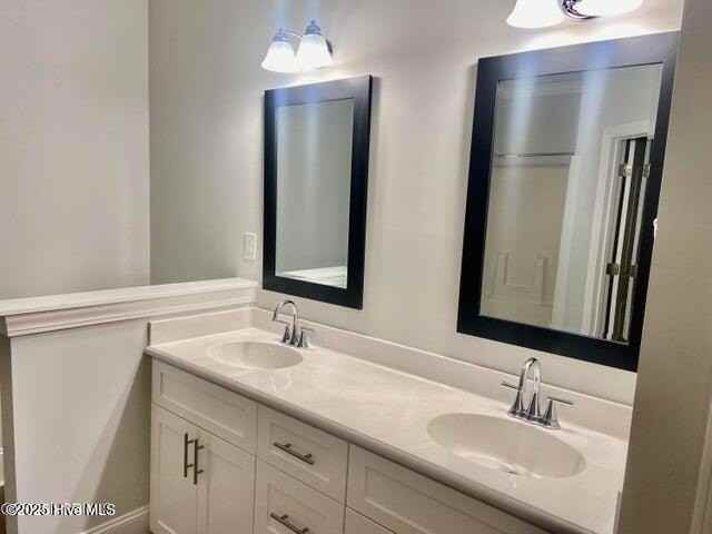 3225 Gordon Dr Unit A #A - Photo 6 of 8