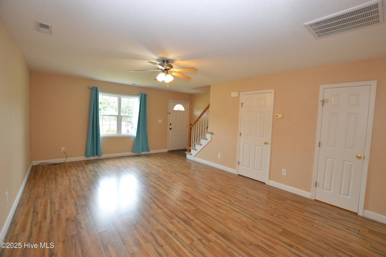 236 Smallwood Rd - Photo 3 of 18