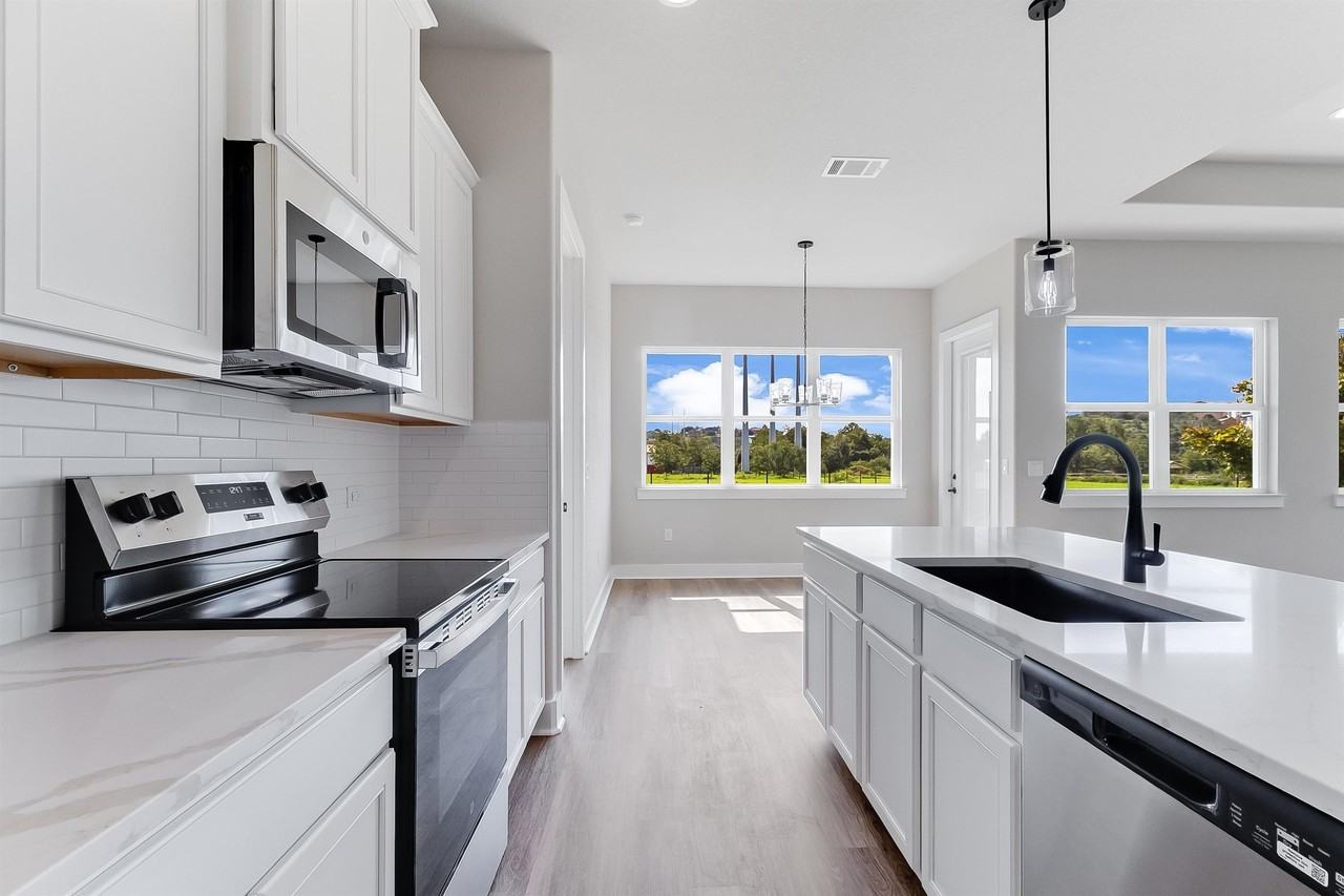 1259 Pecan Valley Dr - Photo 3 of 30