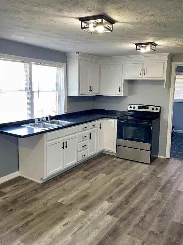 239 N Mcwhorter St - Photo 3 of 13