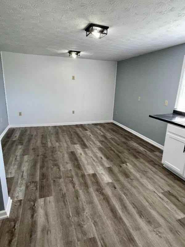 239 N Mcwhorter St - Photo 4 of 13