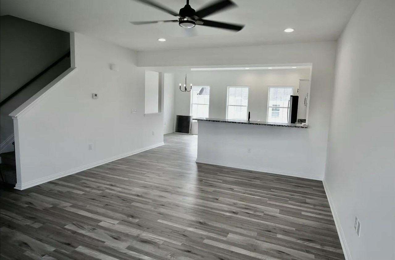 1145 Appian Crossing Way Apt 605 #605 - Photo 3 of 13