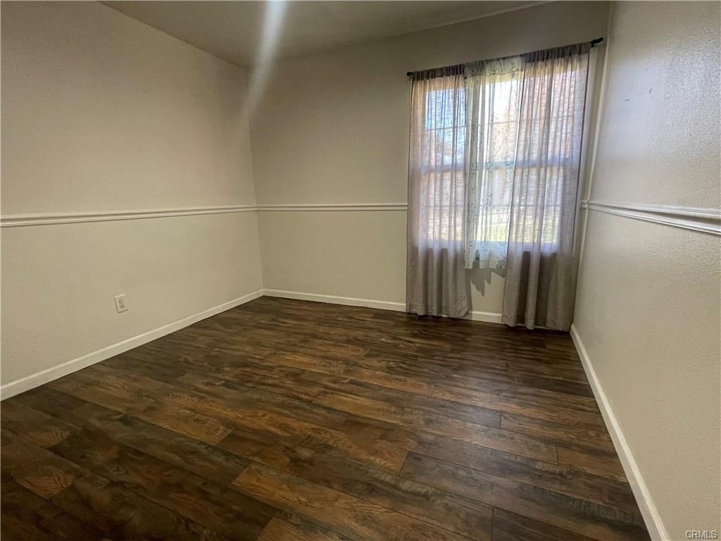 28628 Macklin Ave - Photo 2 of 8