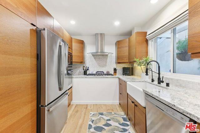 665 Washington Blvd - Photo 2 of 8