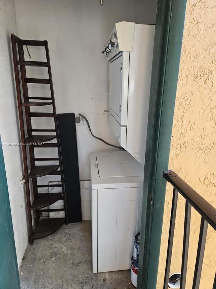 10725 Cleary Blvd #206 - Photo 7 of 8