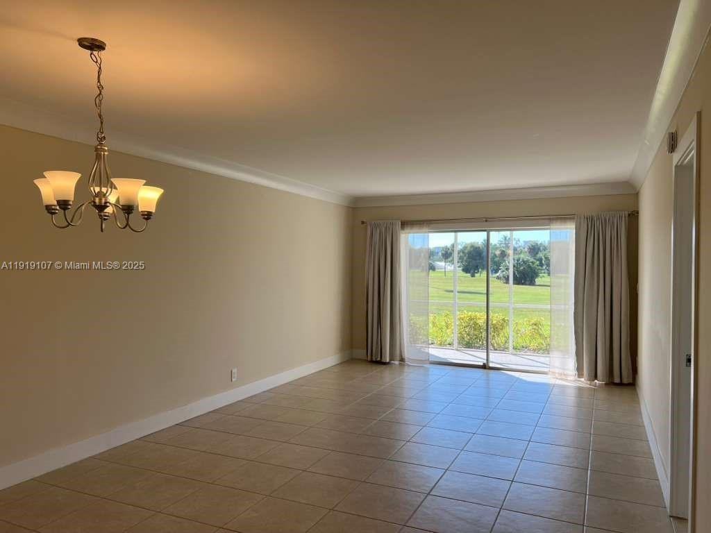 2950 N Palm Aire Dr #105 - Photo 5 of 8