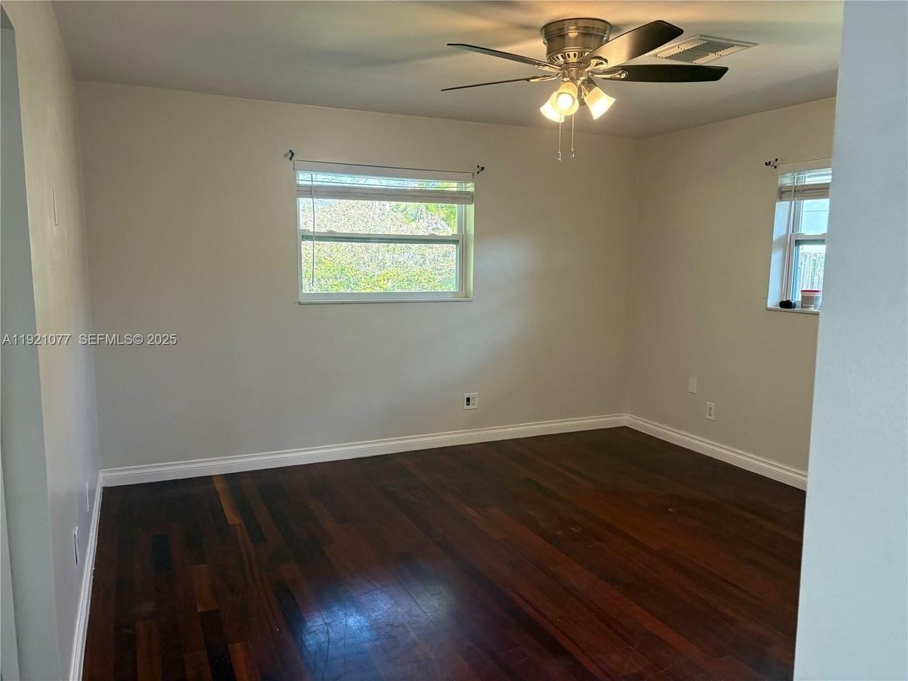 3617 Cleveland St - Photo 5 of 16