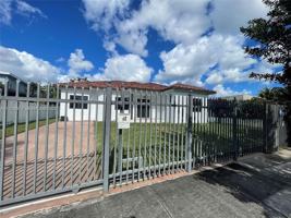 featured image of 1233 Southwest 17th Terrace