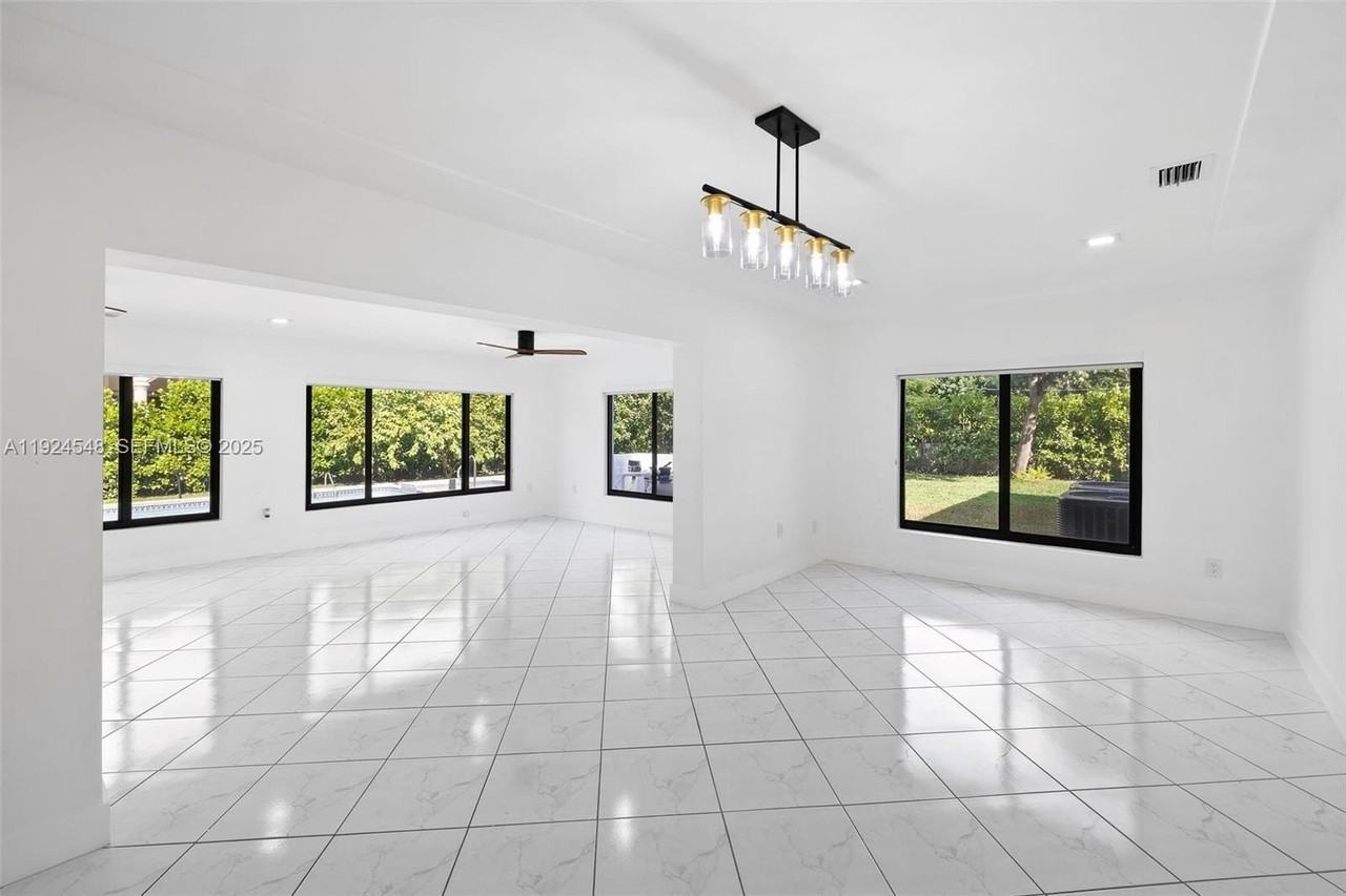 743 Aledo Ave #0 - Photo 7 of 34